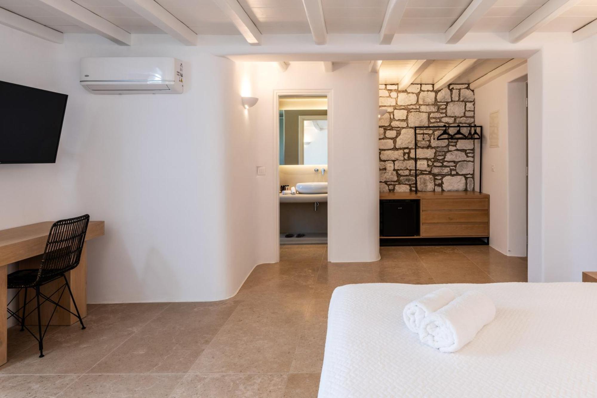 Mykonos Ag Villas In Ftelia Beach Exterior photo