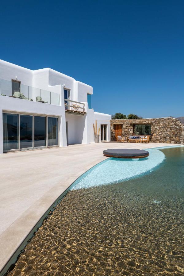 Mykonos Ag Villas In Ftelia Beach Exterior photo