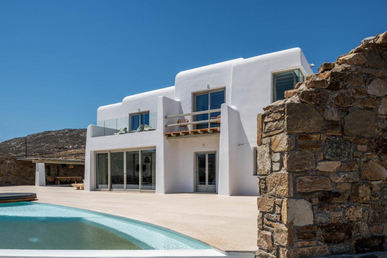 Mykonos Ag Villas In Ftelia Beach Exterior photo